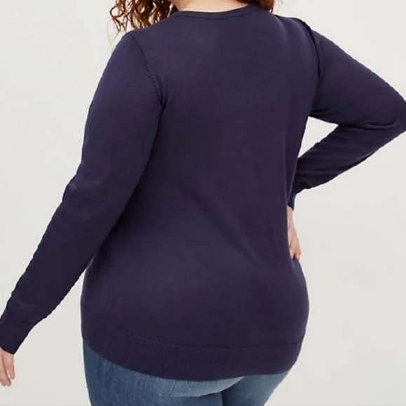 Torrid Disney Stitch Santa Glam Christmas Sweater Blue 1X - Picture 2 of 7